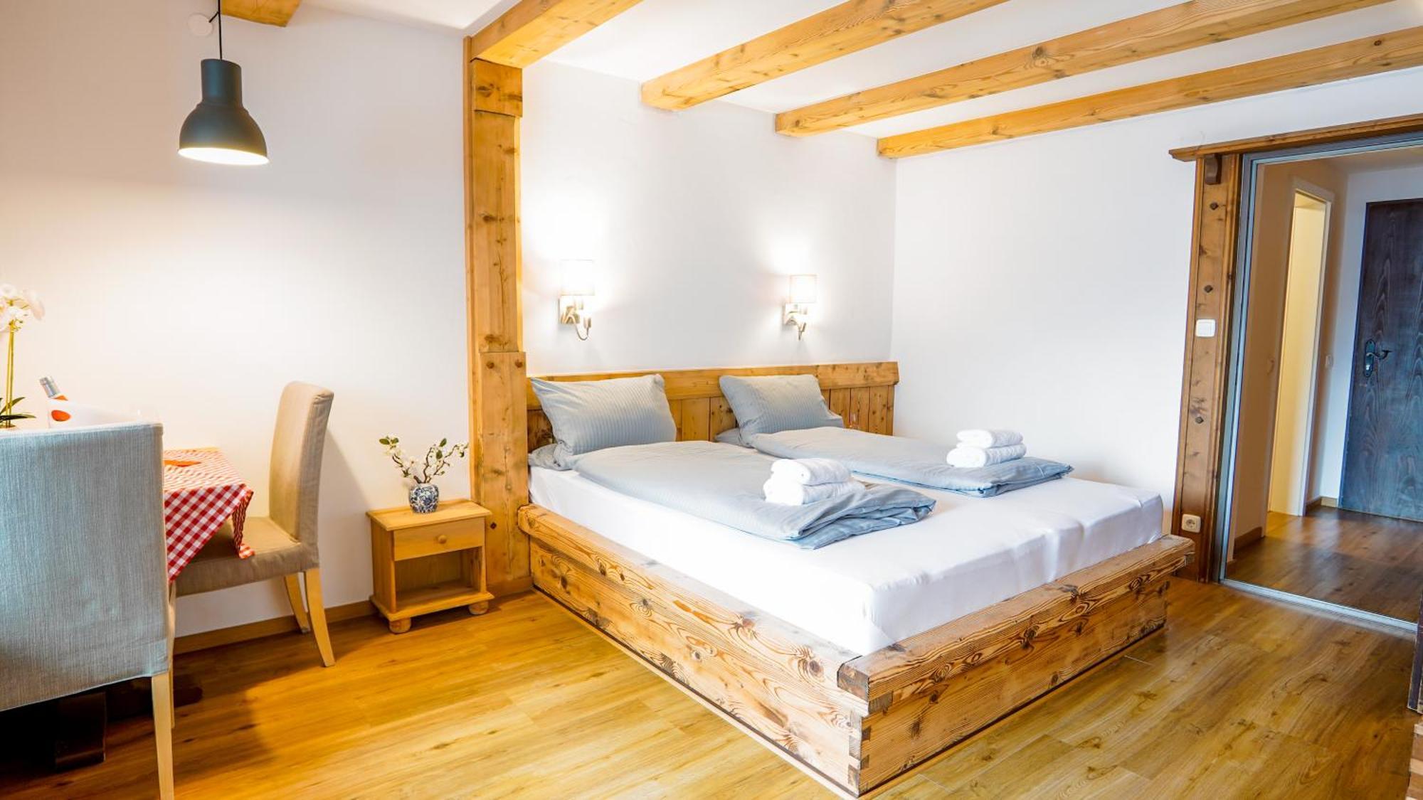 Landgasthof Zum Papyrer - Erholung Im Urlaubsgebiet Lenggries Oda fotoğraf