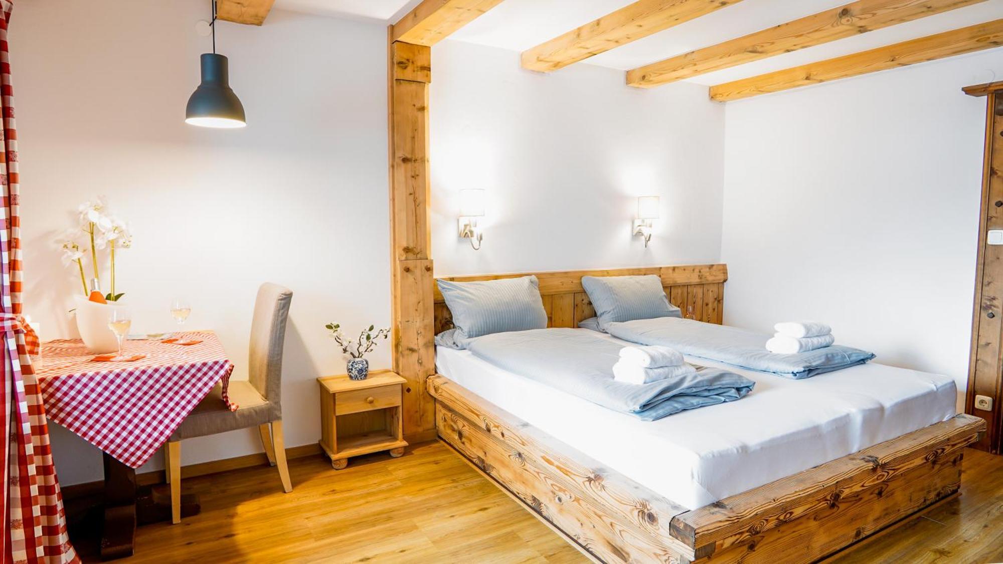 Landgasthof Zum Papyrer - Erholung Im Urlaubsgebiet Lenggries Oda fotoğraf
